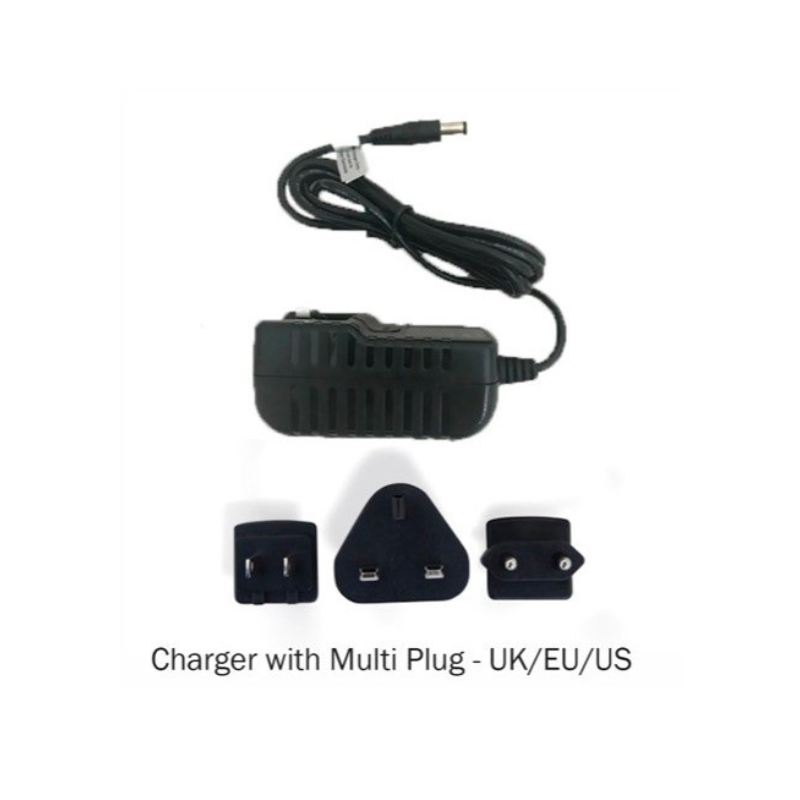 Portable battery pack 5200 mAh with multinational charger